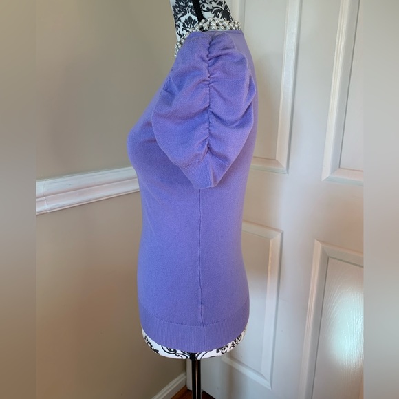 Joseph A. Beautiful women’s sweater, short, puff sleeves, size small. - Picture 3 of 9